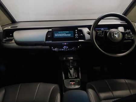 2026-Honda-Fit-15-Hybrid-e-CVT_10