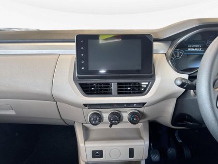 2026-Renault-Triber-10-Evolution_11