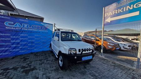 2012-Suzuki-Jimny-13_6
