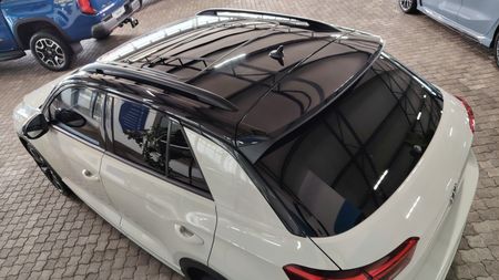 2022-Volkswagen-T-Roc-20-TSI-4M-R-Line-Auto_3