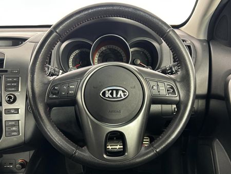 2011-Kia-Cerato-20-Auto_12
