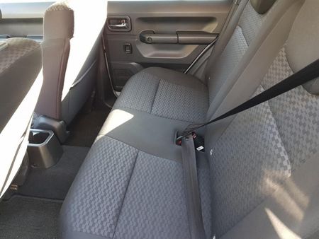 2024-Suzuki-Jimny-15-GLX-AllGrip-5-Door-Auto_11