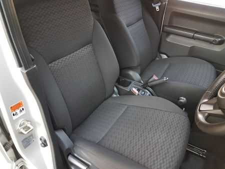 2024-Suzuki-Jimny-15-GLX-AllGrip-5-Door-Auto_14