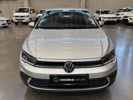 2022-Volkswagen-Polo-10-TSI-Life_7