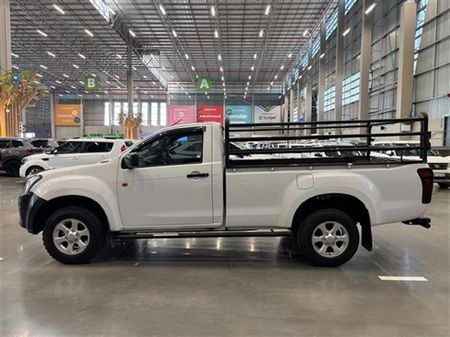 2017-Isuzu-KB-250D-Leed-Fleetside-Single-Cab_5