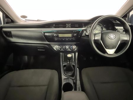 2014-Toyota-Corolla-14-D-Esteem_1