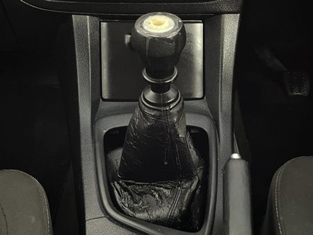 2014-Toyota-Corolla-14-D-Esteem_7