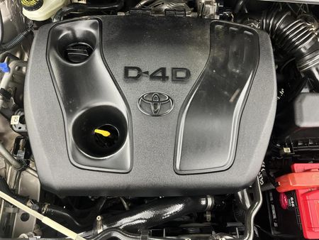 2014-Toyota-Corolla-14-D-Esteem_8