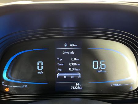 2023-Hyundai-Venue-12-Motion_1