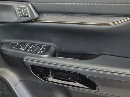 2026-Ford-Everest-30D-V6-Platinum-AWD-Auto_14