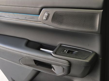 2026-Ford-Everest-30D-V6-Platinum-AWD-Auto_11