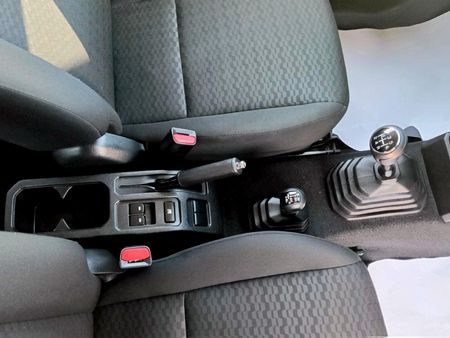 2024-Suzuki-Jimny-15-GLX-AllGrip-5-Door_22
