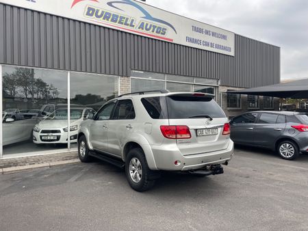 2008-Toyota-Fortuner-30-D-4D-4x4_12