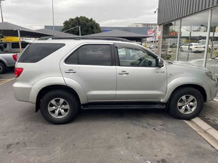 2008-Toyota-Fortuner-30-D-4D-4x4_13