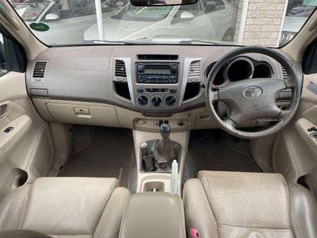 2008-Toyota-Fortuner-30-D-4D-4x4_4