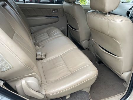 2008-Toyota-Fortuner-30-D-4D-4x4_8