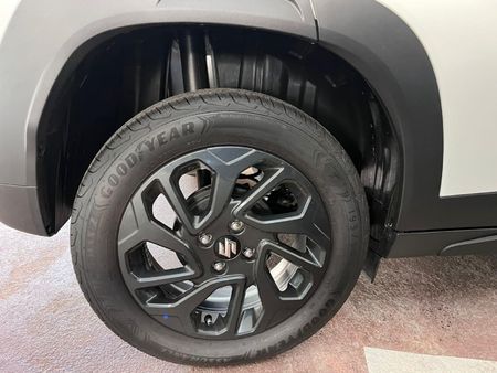 2026-Suzuki-Fronx-15-GL-Auto_11