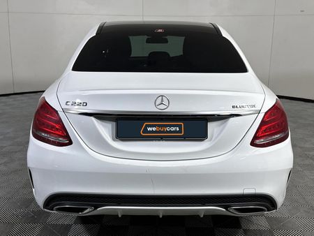 2015-Mercedes-Benz-C-Class-C-220-Bluetec-AMG-Line-Auto_14