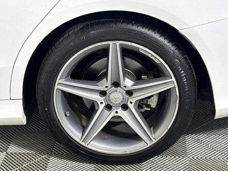 2015-Mercedes-Benz-C-Class-C-220-Bluetec-AMG-Line-Auto_7