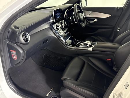 2015-Mercedes-Benz-C-Class-C-220-Bluetec-AMG-Line-Auto_8
