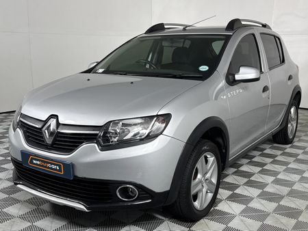 2017-Renault-Sandero-900T-Stepway_0