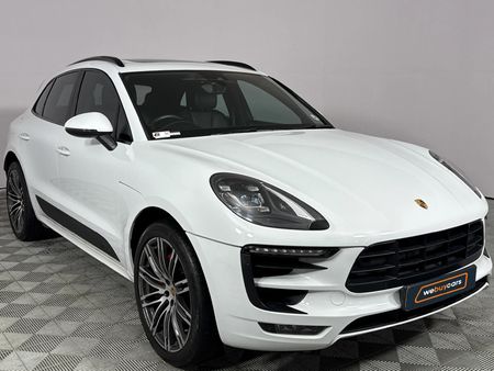 2017-Porsche-Macan-GTS_17