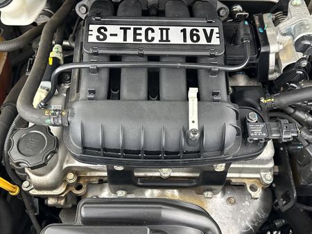 2016-Chevrolet-Spark-12-LS_12