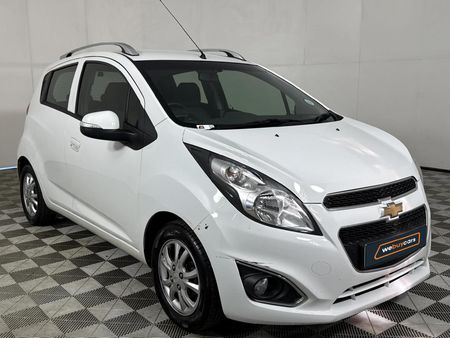 2016-Chevrolet-Spark-12-LS_15