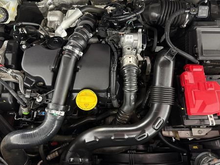 2023-Renault-Duster-15-dCi-Zen-EDC_13