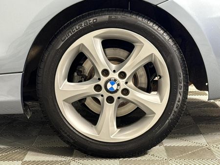 2010-BMW-1-Series-125i-Coupe-Auto_5