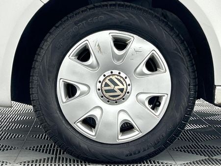 2010-Volkswagen-Polo-Vivo-14_4