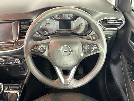 2019-Opel-Crossland-X-12_12