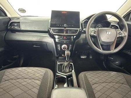 2025-Mahindra-XUV-3XO-12T-MX3-Auto_1