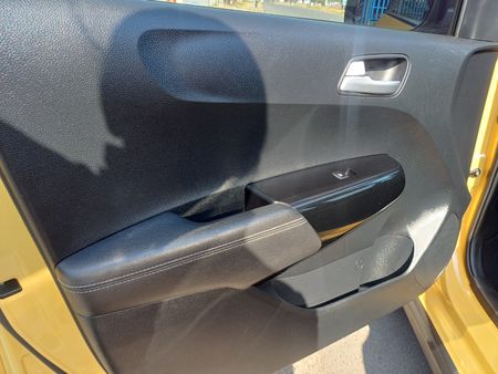 2023-Kia-Picanto-12-xline-Auto_10