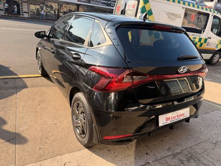 2023-Hyundai-i20-14-Fluid_2