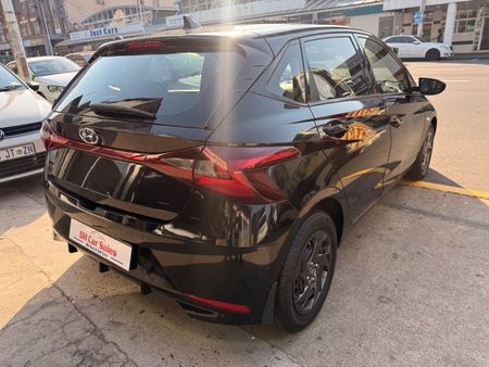 2023-Hyundai-i20-14-Fluid_3