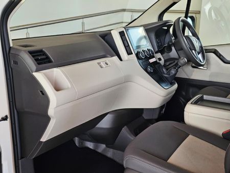 2026-Toyota-Quantum-28-GL-14-Seat_9