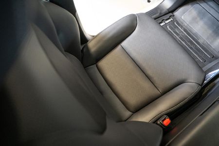 2026-Toyota-Land-Cruiser-300-V6-33D-GX-R_15
