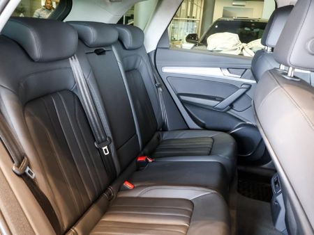 2026-Audi-Q5-40-TDI-quattro-Advanced-Auto_13
