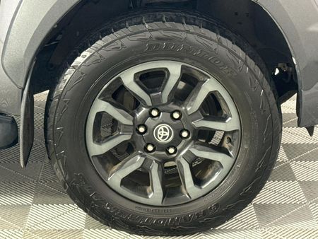 2021-Toyota-Hilux-28-GD-6-Raised-Body-Legend-RS-4x4-Double-Cab_4