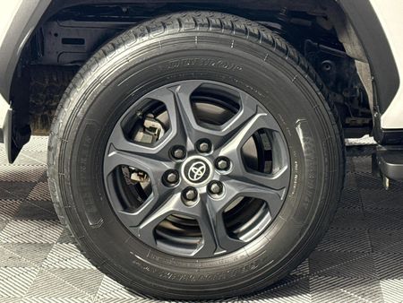 2023-Toyota-Land-Cruiser-300-V6-35-T-GR-S_7