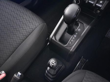 2024-Suzuki-Jimny-15-GLX-AllGrip-5-Door-Auto_18