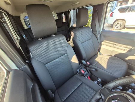 2026-Suzuki-Jimny-15-GLX-AllGrip-5-Door-Auto_11