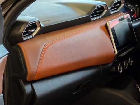 2026-Nissan-Magnite-10T-Acenta-Plus-Auto_14