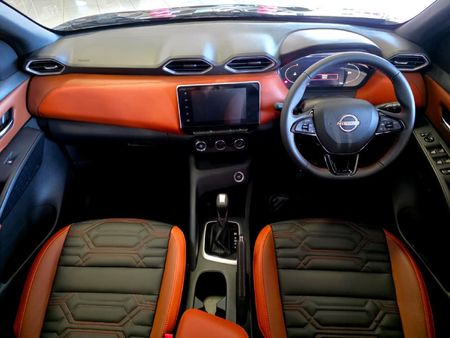 2026-Nissan-Magnite-10T-Acenta-Plus-Auto_5