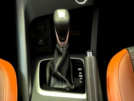 2026-Nissan-Magnite-10T-Acenta-Plus-Auto_7