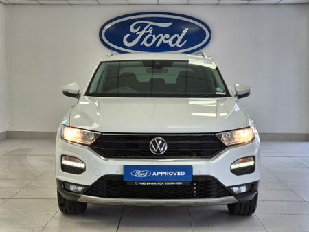 2021-Volkswagen-T-Roc-14-TSI-Design-Auto_3