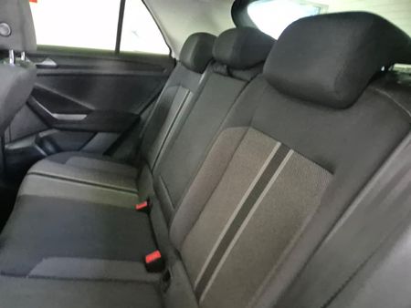 2021-Volkswagen-T-Roc-14-TSI-Design-Auto_8