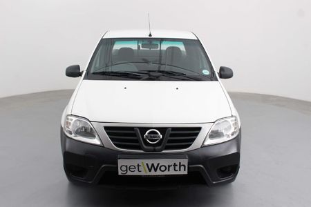 2019-Nissan-NP200-15-dCi-Safety-Pack_1