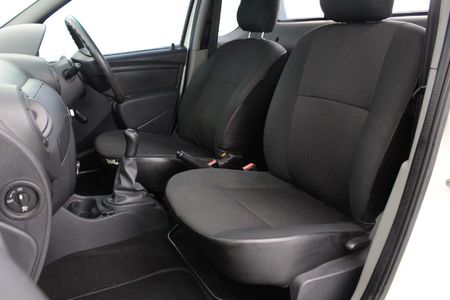 2019-Nissan-NP200-15-dCi-Safety-Pack_7